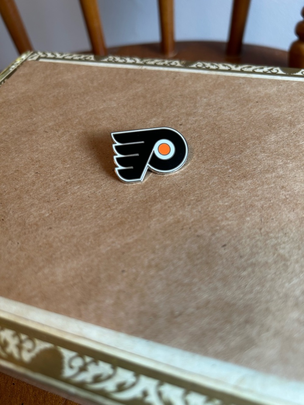 Philadelphia Flyers Enamel Pin - Black & Orange Logo